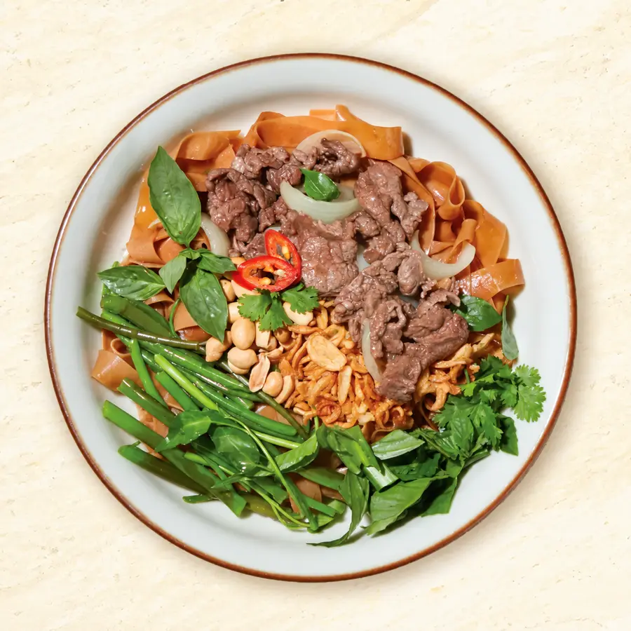 Bánh đa trộn thịt bò
